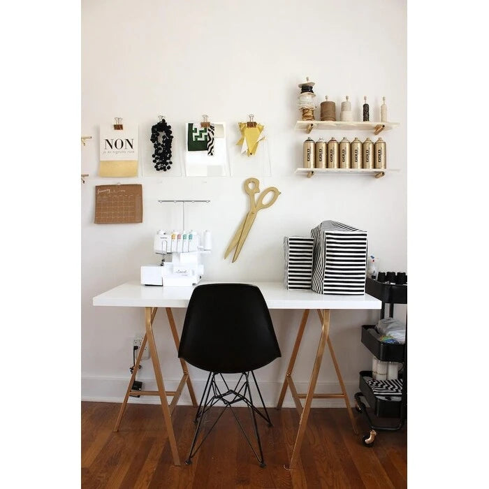 Lot de 2 chaises de salle à manger sans accoudoirs, siège à coque en plastique avec piètement en fil métallique noir style Eiffel, blanc