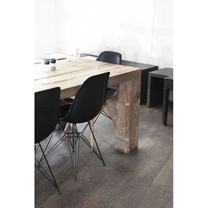 Lot de 2 chaises de salle à manger sans accoudoirs, siège à coque en plastique avec piètement en fil métallique noir style Eiffel, blanc
