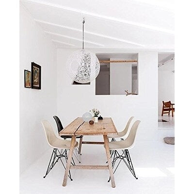 Lot de 2 chaises de salle à manger sans accoudoirs, siège à coque en plastique avec piètement en fil métallique noir style Eiffel, blanc